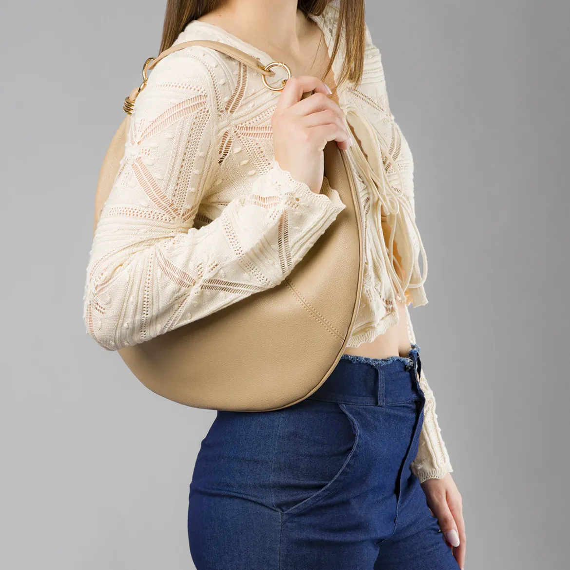 Borsa da Donna Lora Ferres taupe a forma di luna e con anelli dorati