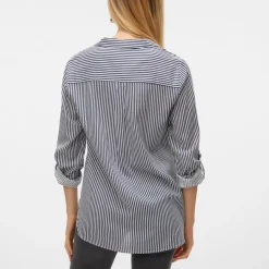 Camicia bianca a righe blu da donna con tasche Vero Moda