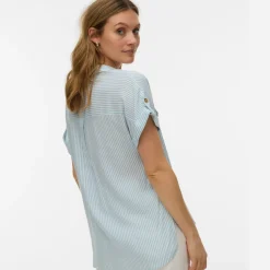 Camicia t-shirt da Donna a righe bianche e azzurre Vero Moda