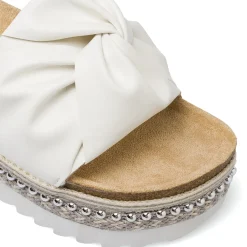 Ciabatte platform bianche da Donna con inserto borchie Lora Ferres