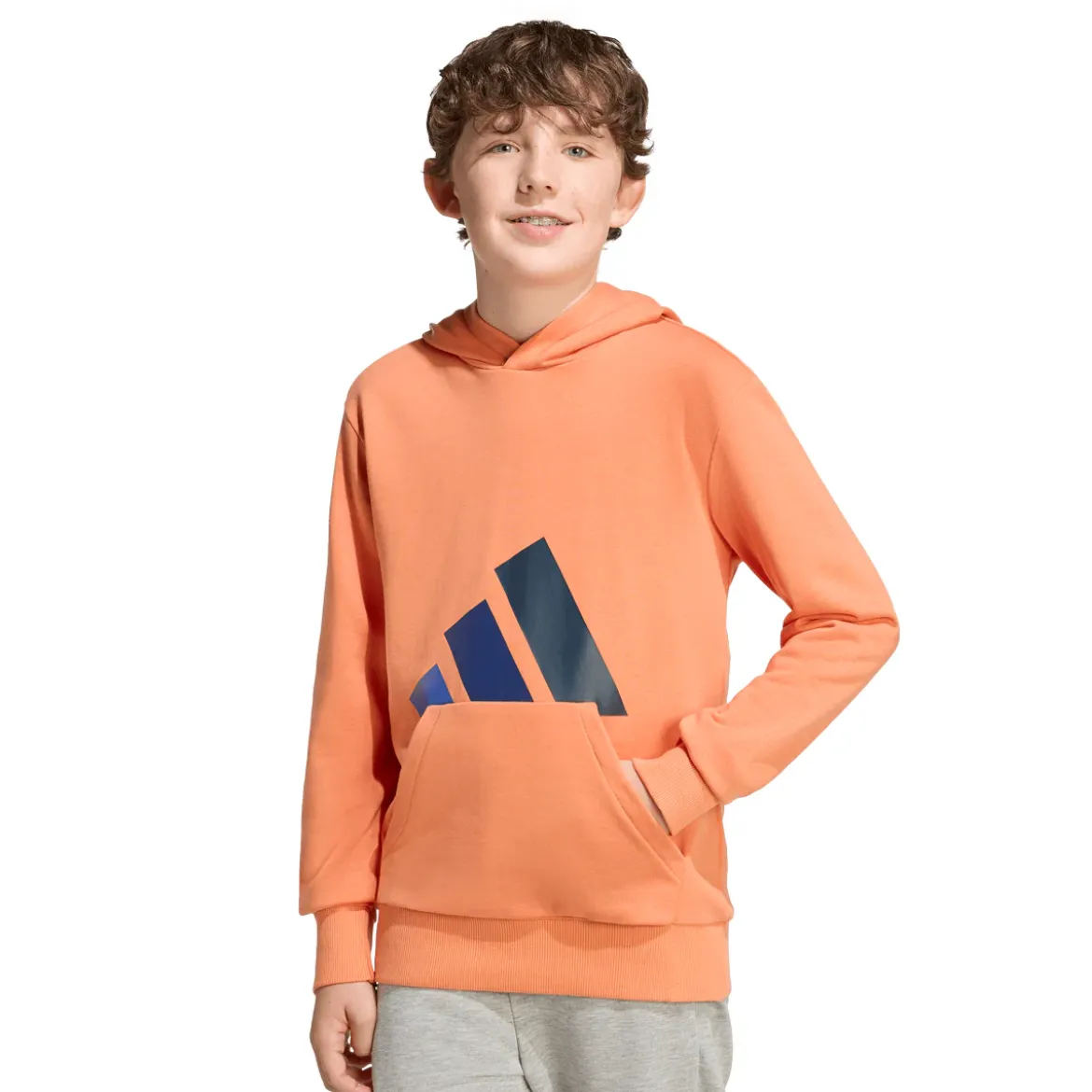 Felpa da bambino arancione con cappuccio e grande logo blu adidas
