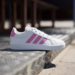 Sneakers da ragazza bianche adidas Grand Court 3.0 con dettagli rosa