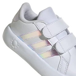 Sneakers primi passi bianche da bambina con dettagli iridescenti adidas Grand Court 2.0 CF I