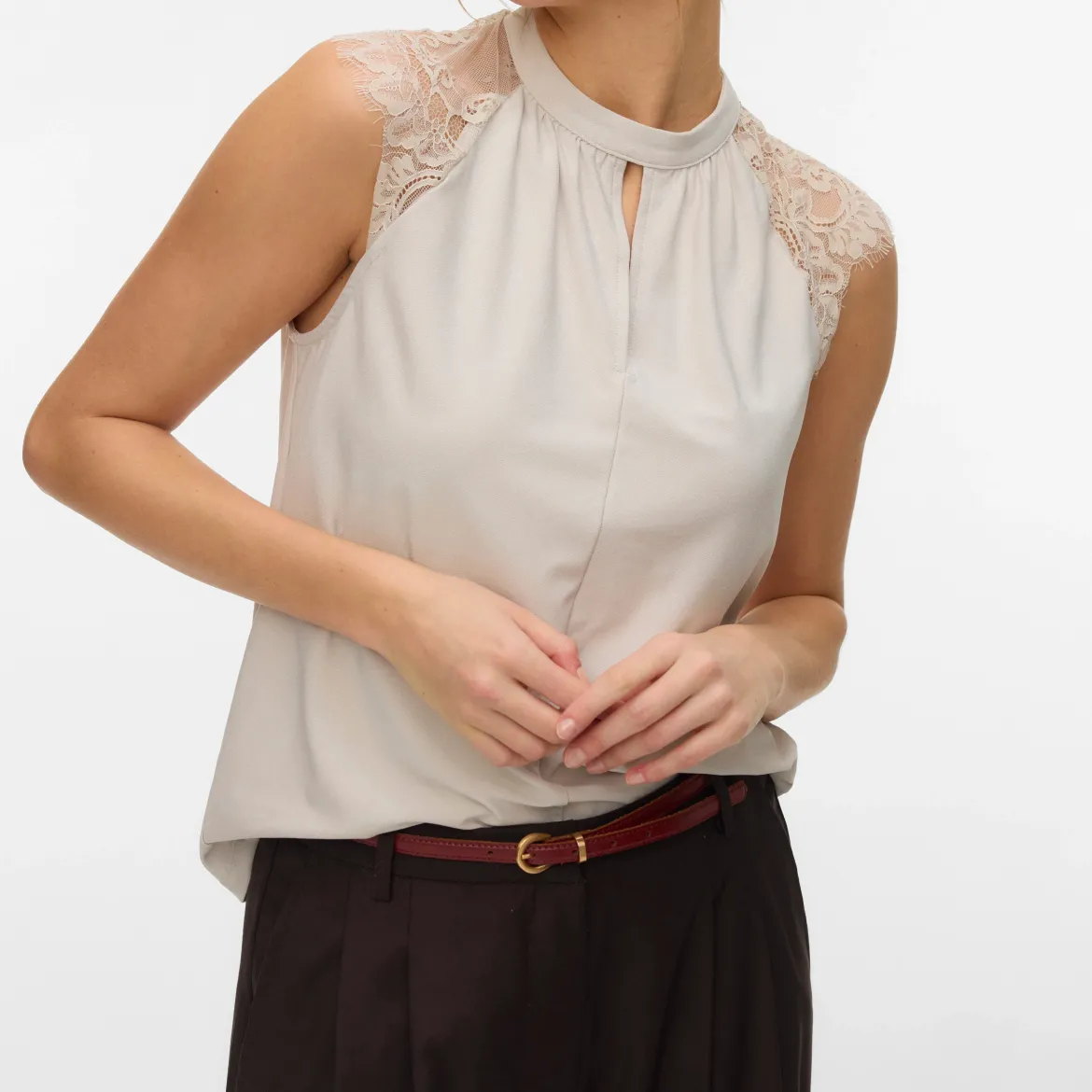 Top smanicato elegante da Donna beige con inserti in pizzo Vero Moda
